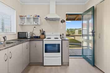 4/5 Kaka Street, Piopio