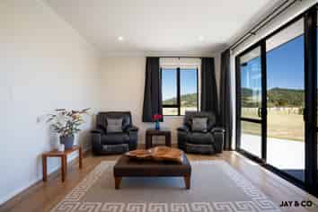 1 Riverside Way, Clevedon