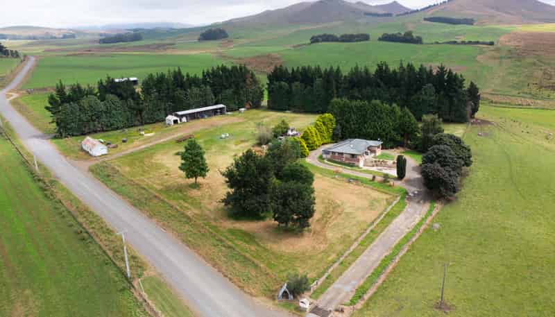 34 Hazeldale Road, Clinton