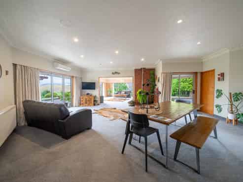 29 Hazeldale Road, Clinton