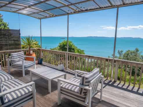 105 State Highway 10, Coopers Beach