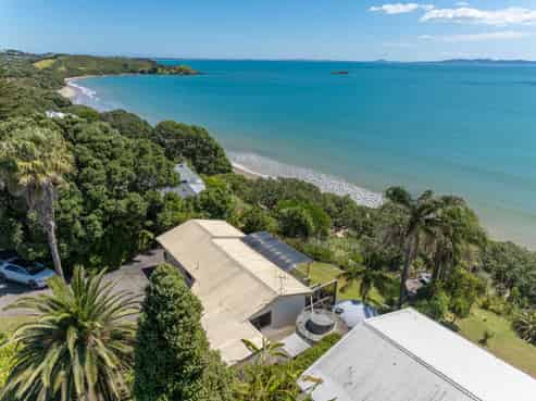 105 State Highway 10, Coopers Beach