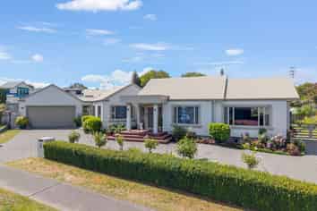 2 Vaucluse Drive, Nukuhau