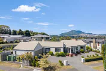 2 Vaucluse Drive, Nukuhau