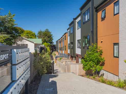 11/9 Schnapper Rock Road, Greenhithe