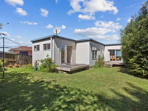 210 Ti Rakau Drive, Pakuranga Heights