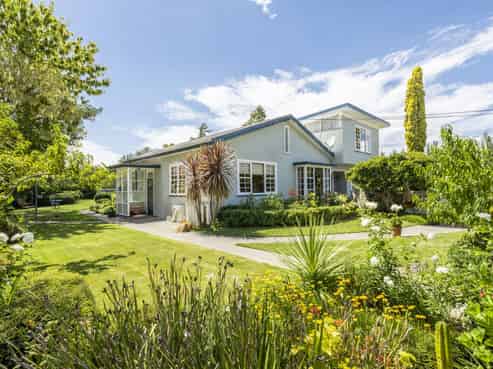 36 Kaiapo Road, Camberley
