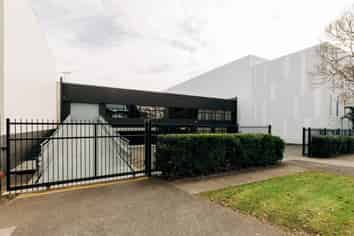 STANDALONE PROPERTY WITH AMPLE PARKS
