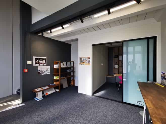 Premium New York loft-style office