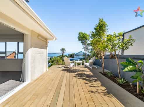30A The Track, Plimmerton