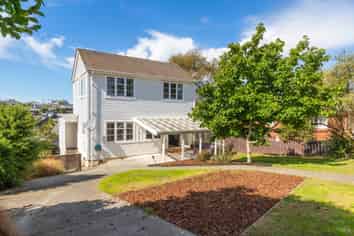 15 Tay Street, Waimataitai