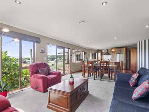 117 Ruapehu Drive, Fitzherbert