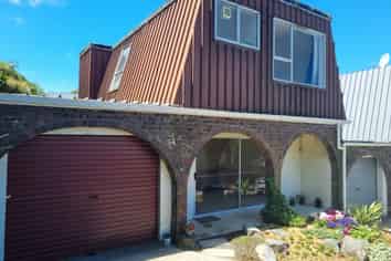 54B Acacia Avenue, Maungaraki