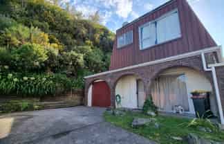 54B Acacia Avenue, Maungaraki