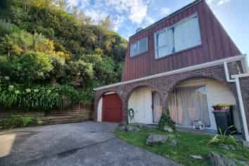 54B Acacia Avenue, Maungaraki