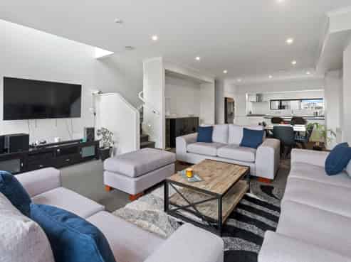 85C Hobsonville Point Road, Hobsonville