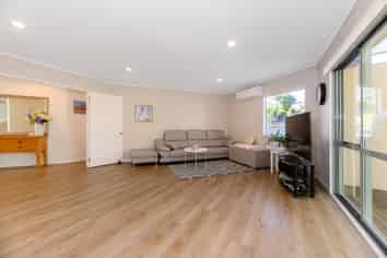 28 Calypso Way, Unsworth Heights