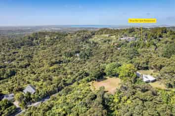 276 Scenic Drive, Titirangi