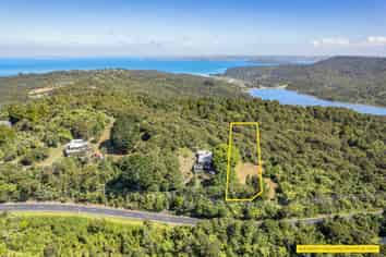 276 Scenic Drive, Titirangi