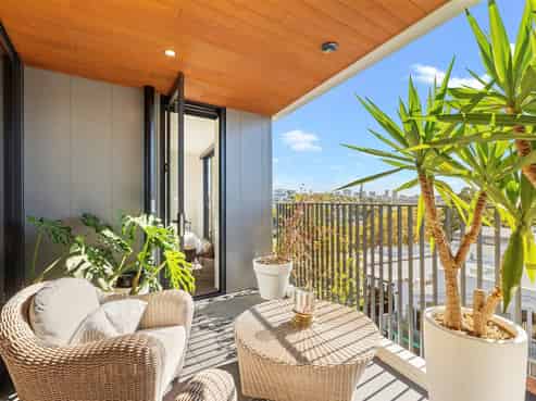403/8 Central Road, Kingsland