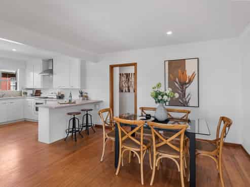 24 Locarno Avenue, Sandringham