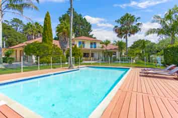 131 Point View  Drive, East Tamaki Heights
