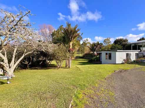 119 Awaroa Road, Helensville