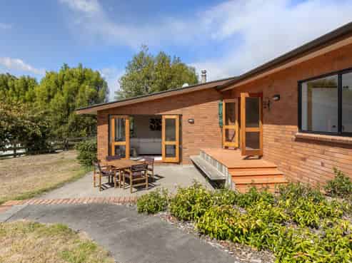 630 Muhunoa West Road, OHAU