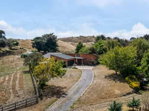 630 Muhunoa West Road, OHAU
