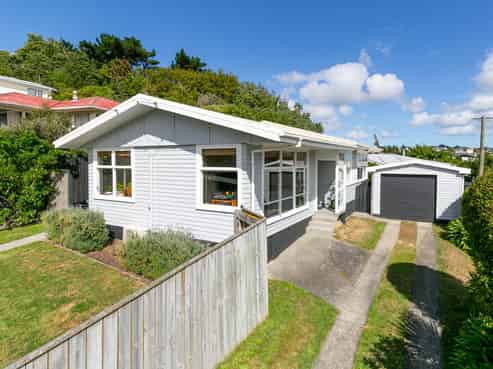 80 Beazley Avenue, Paparangi