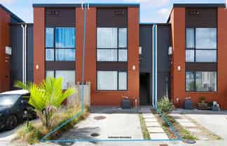 9 Landing Path Drive, Hobsonville