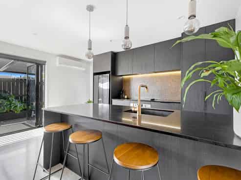1 Rehua Place, Waiwhakaiho