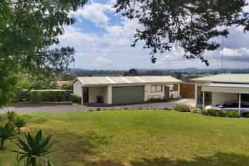  40 Waimumu Road, Massey