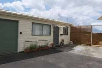  40 Waimumu Road, Massey