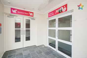 MODERN CBD OFFICE SUITE