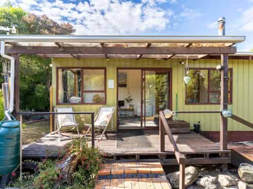 86 Beach Road, Purakaunui