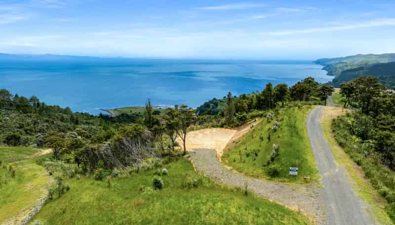 96 Tapu Rise Heights, Tapu