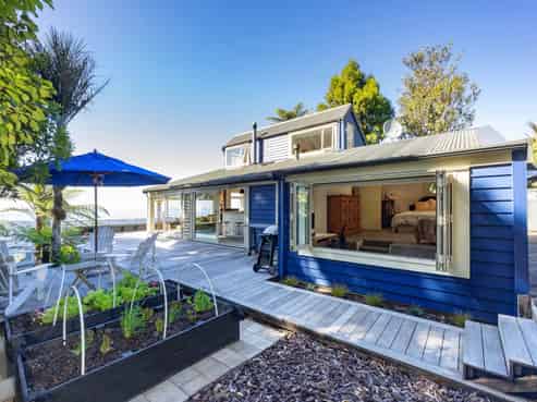 27 Quinns Road, Waiatarua