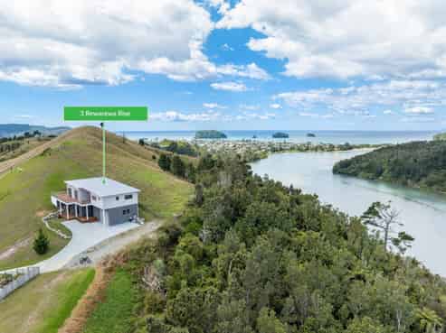 3 Rewarewa Rise, Whangamata
