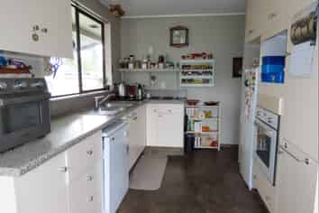 14 Anderson Street, Reefton