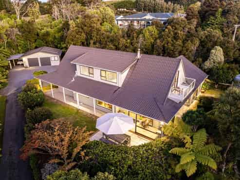 33 Paremata Haywards Road, Pauatahanui