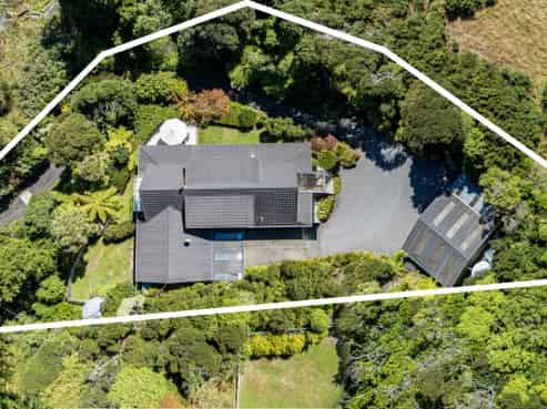 33 Paremata Haywards Road, Pauatahanui