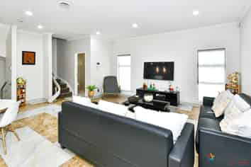 4225A Great North Road, Glendene