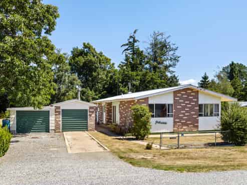 6 Cambridge Road, Patearoa, Ranfurly
