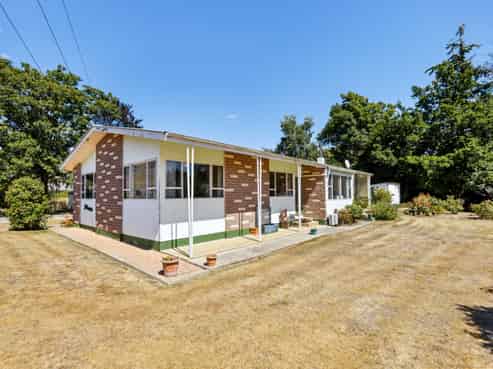 6 Cambridge Road, Patearoa, Ranfurly