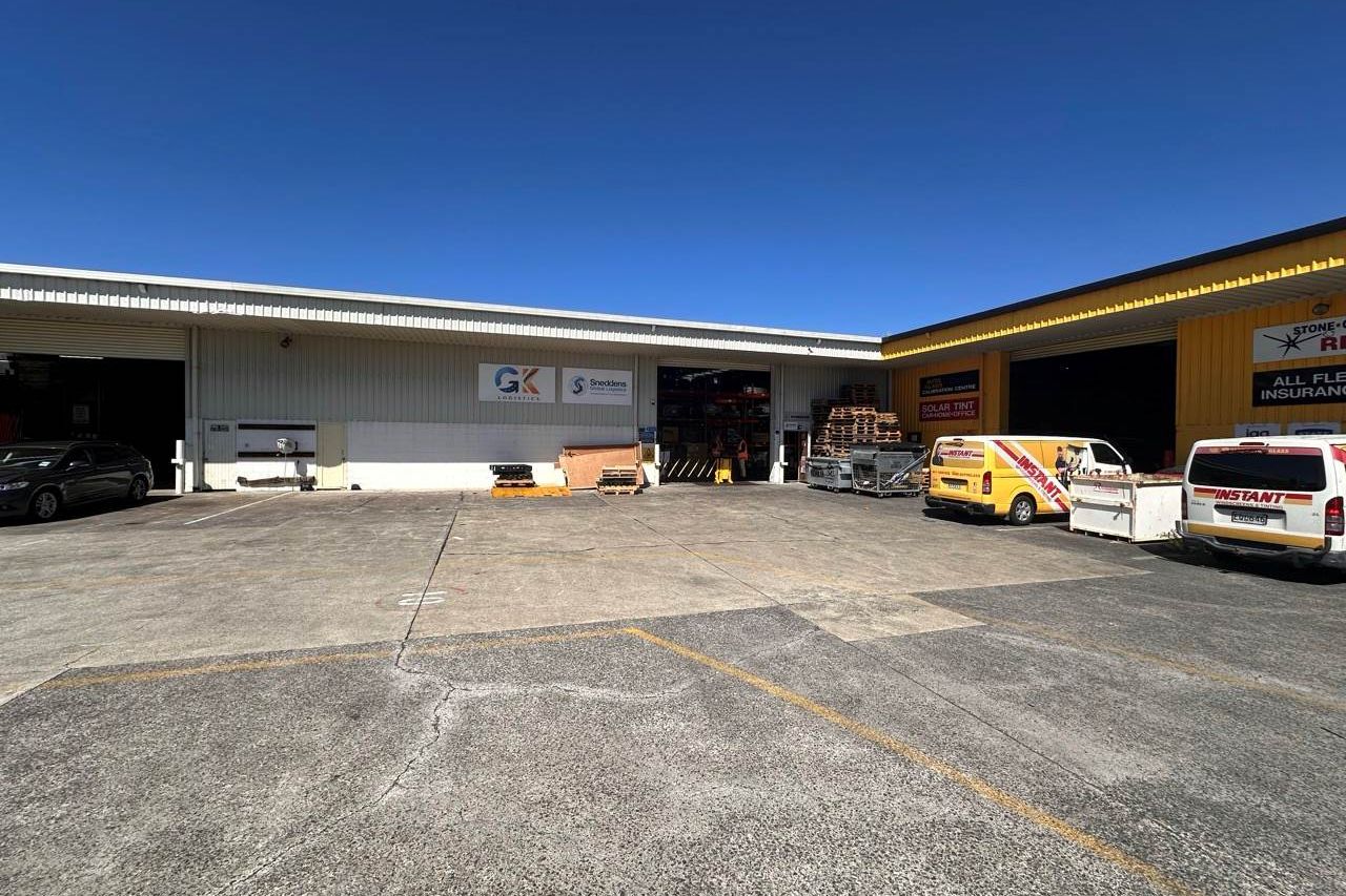 GOLDEN AIRPORT OPPORTUNITY - Pogled 6