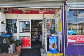 For Sale: Sai Super Store - Prime Location on Avenue Road 