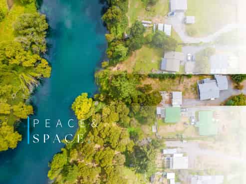 955 River Road, Broadlands Forest