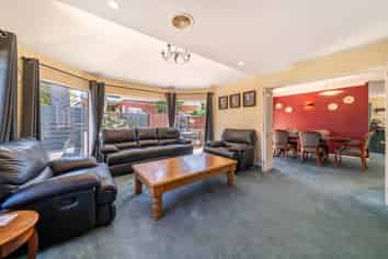 145 Waterloo Road, Hutt Central