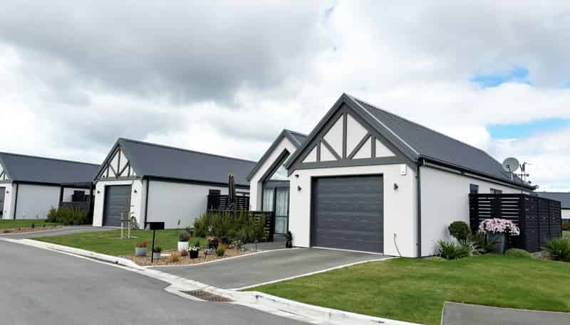 PU74/65 Atawhai Lane, Belfast